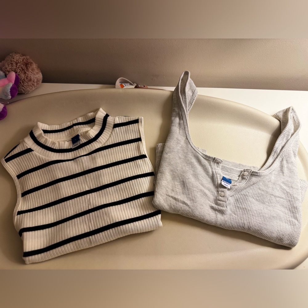 Old Navy Women’s Tank Bundle